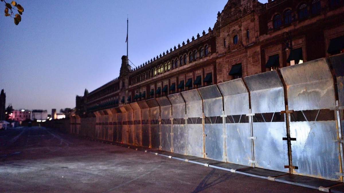 Las vallas fueron colocadas desde temprana hora