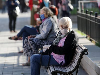 Jubilados y pensionados: el Gobierno confirmó que trabaja en un nuevo bono