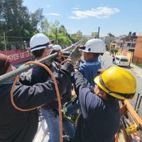 Tras 16 horas, continúan cerradas las estaciones Los Reyes y La Paz de la Línea A del Metro