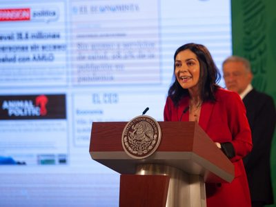 García Vilchis exhibe como "falsas" notas sobre la carta de la SEP y saturación hospitalaria