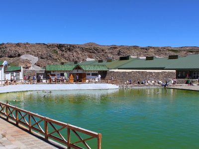 Las Termas de Copahue recibieron  más de mil visitantes en la primera semana de la temporada