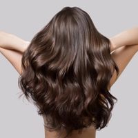 En casa y sin gastar un peso: prepará la mascarilla mágica que hidrata, repara y elimina el frizz de tu cabello en semanas