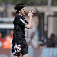 Enojo en el fútbol: el detrás de escena del debut de Iván Buhajeruk "Spreen" en Riestra