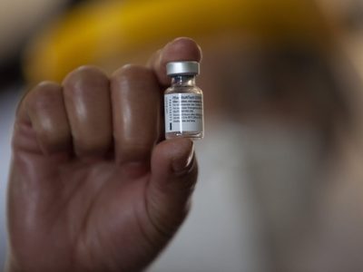PRI, PAN y PRD solicitarán a la Secretaría de Salud vacunas para odontólogos y asistentes