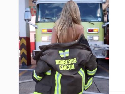 Graban video con playmate en la sede de los Bomberos de Cancún; cesan al director