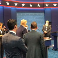 El equipo de Trump insiste en que participará en el próximo debate presidencial si está "sano"
