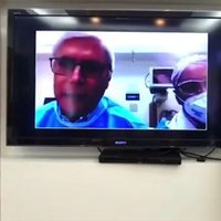 Desde el hospital, Bonilla anuncia iniciativa para mejorar condiciones laborales del sector salud