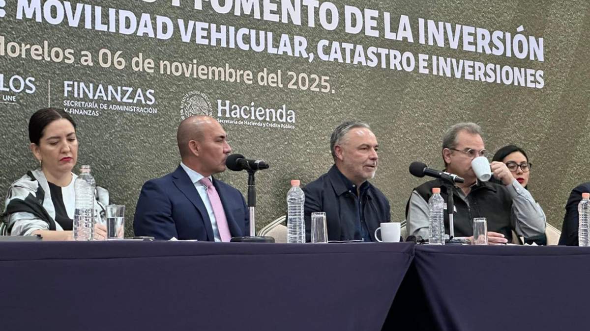 El diputado Alfonso Ramírez Cuéllar durante el foro en Morelos