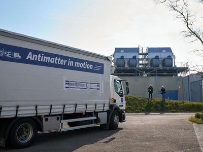 Científicos logran transportar antimateria en un camión por primera vez en la historia