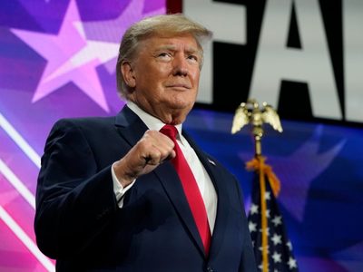 Trump podría lanzar su candidatura presidencial a partir del próximo 14 de noviembre