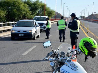 Una vecina de Neuquén falleció en un vuelco, cuando volvía de Las Grutas