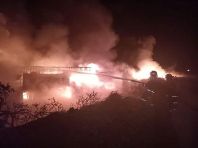 Se incendió un camión que transportaba material solvente hacia Vaca Muerta