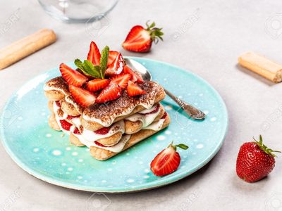 Tiramisú de frutillas: ponete la 10 y agasajá a mamá con esta receta deliciosa y súper fácil