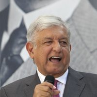 AMLO aclara que no cambiarán las reglas bancarias en los próximos tres años