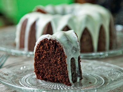 Budín de café, cacao y crema moka: la receta bomba que tenés que hacer este domingo para matear