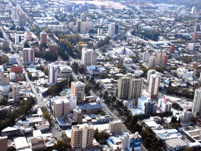 Un joven murió apuñalado en el barrio Mariano Moreno y su pareja es la principal sospechosa
