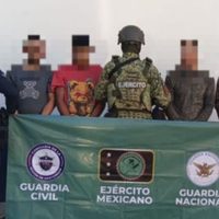 Detienen a cuatro hombres armados en Apatzingán; tres son extranjeros