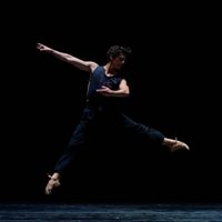 Una ley de mecenazgo para impulsar las industrias creativas: el bailarín Isaac Hernández