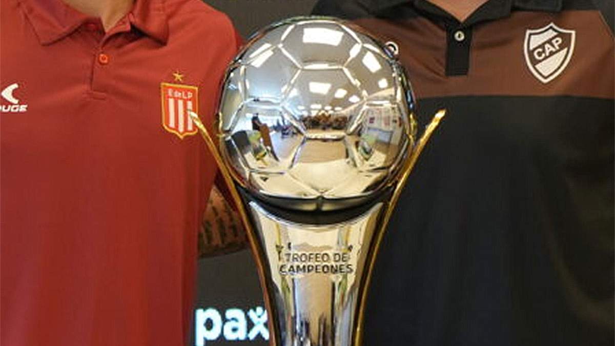 El trofeo de campeones que se disputarán Estudiantes y Platense.