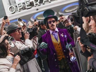 "Charlie y la Fábrica de Chocolate" deslumbró, antes de su estreno, con un show gratuito frente al Gran Rex