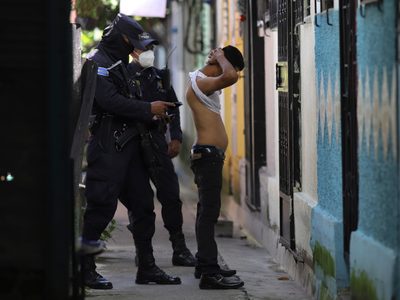 Amnistía Internacional dice que El Salvador vive una de sus peores crisis de derechos humanos
