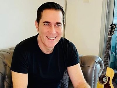 “Con los ojos cerrados”: Rodolfo Barili recibió el regalo más especial y conmocionó las redes