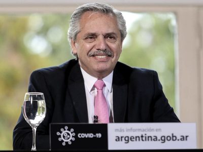 El Gobierno presentó el programa Casa Propia para mayores de 60 años