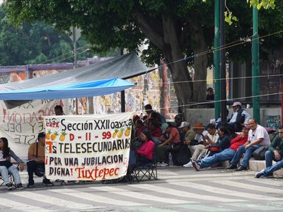 CNTE reclama contradicción entre discurso anti neoliberal de Sheinbaum y su política económica real