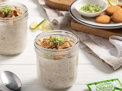 Avena con sabor a pie de limón: un postre fresco, nutritivo y exprés para disfrutar este finde