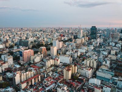 Para no ser pobre y acceder a la CBT, se precisaron más de 112 mil pesos