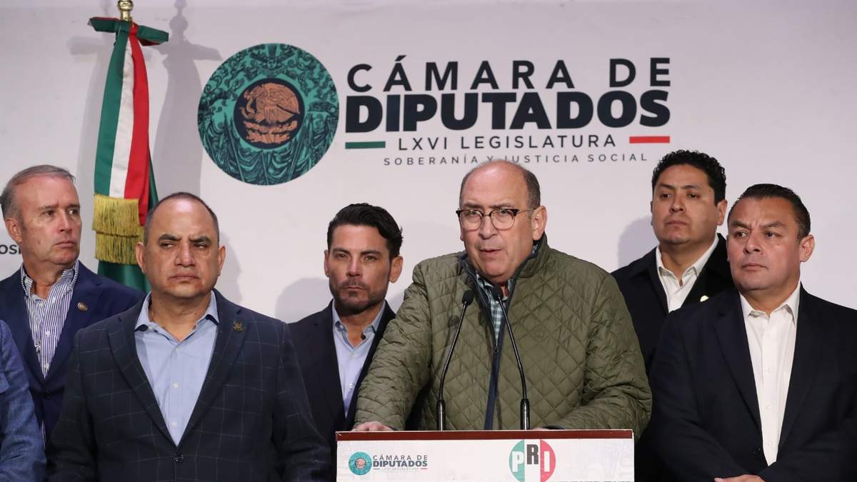 El diputado Rubén Moreira en conferencia de prensa en la Cámara de Diputados, el martes 14 de abril de 2026