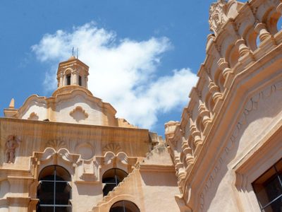 Turismo religioso, circuitos para conocer el arte y la historia de la fe