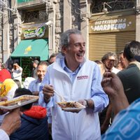 Militantes de Morena lanzan campaña “atrapa chapulines” en Puebla
