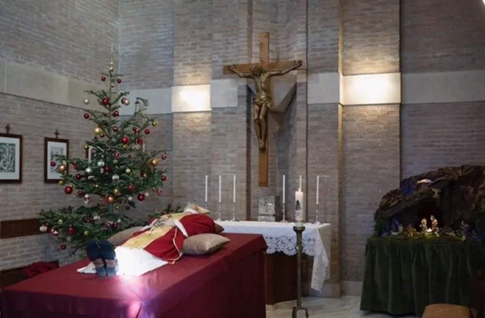 Restos de Benedicto XVI