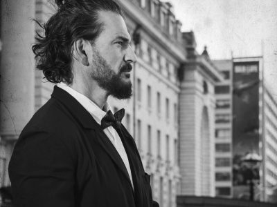 ¡Las increíbles similitudes entre Ricardo Arjona y The Beatles!