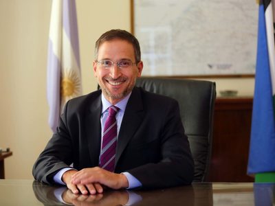 Domingo se va del Ministerio para ir al Banco Patagonia
