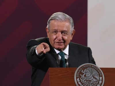 Loret de Mola no me ha podido explicar cómo hizo tanto dinero: AMLO