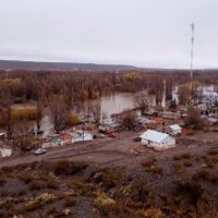 Tras las inundaciones, vecinos de Sauzal Bonito cortarán la ruta 17 para exigir viviendas