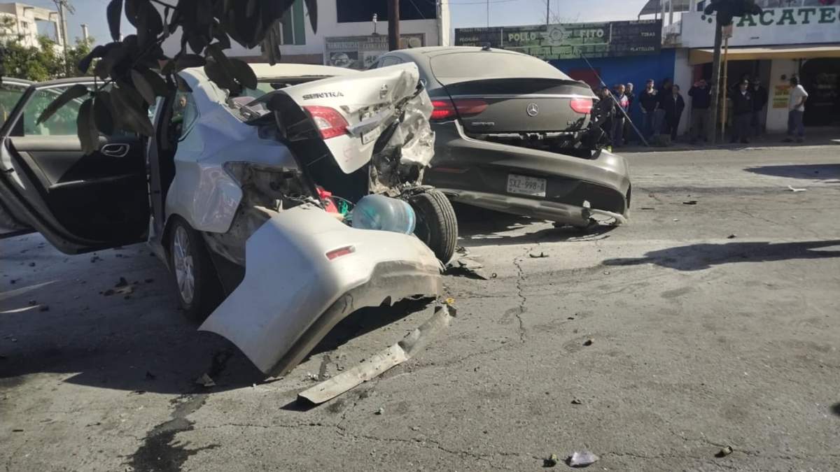 Vehículos dañados por Mercedes-Benz en Nuevo León