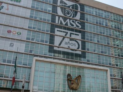 El IMSS despide a médico que había denunciado carencias para atender covid-19
