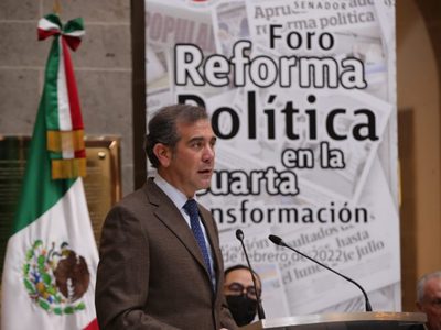 Lorenzo Córdova: "si defender la democracia implica pisar la cárcel, lo voy a hacer"