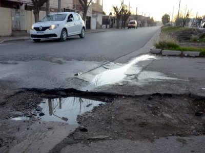 Una diputada criticó a Gaido por tener que “esquivar un bache tras otro cada dos cuadras”