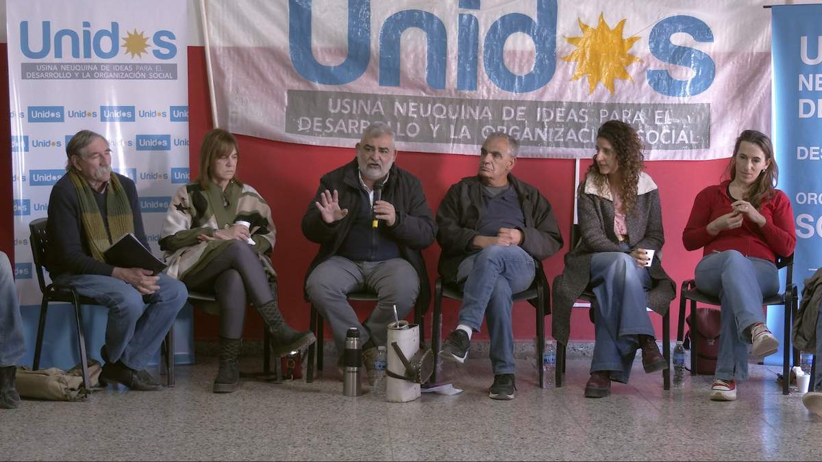 Integrantes del FdT en el evento. Fuente: (Twitter)