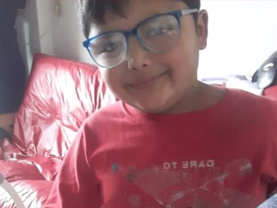 Gael necesita ser operado con urgencia para no quedar sordo