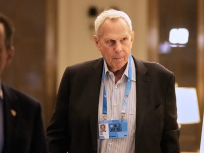 Copropietario de los New York Giants aparece en los últimos archivos publicados de Jeffrey Epstein