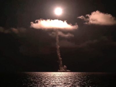 Rusia probó un misil balístico intercontinental desde un submarino nuclear