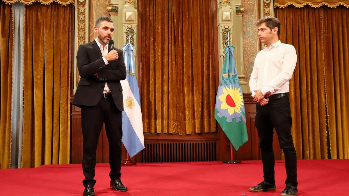 Cristian Girard y Axel Kicillof. Foto: (Twitter)