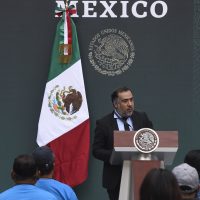 Fiscal del caso Ayotzinapa no está impedido para investigar el caso, afirma juez federal