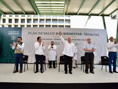 AMLO termina anticipadamente acto de salud en Veracruz para ver el partido del Tri