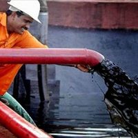 Empresarios petroleros ofrecieron aumentar producción diaria de crudo: AMLO